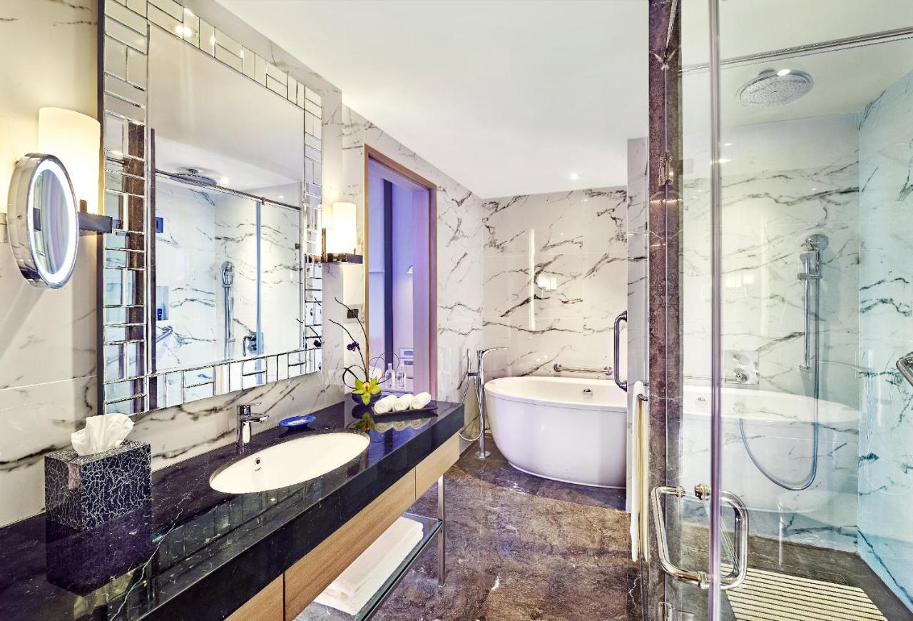 Vivanta Navi Mumbai Turbhe Dış mekan fotoğraf